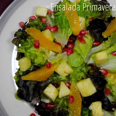 ensalada de primavera elaborada en nuestra cocina